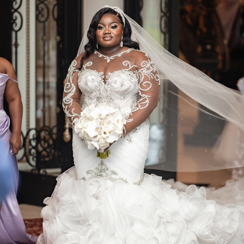 Custom design wedding dress